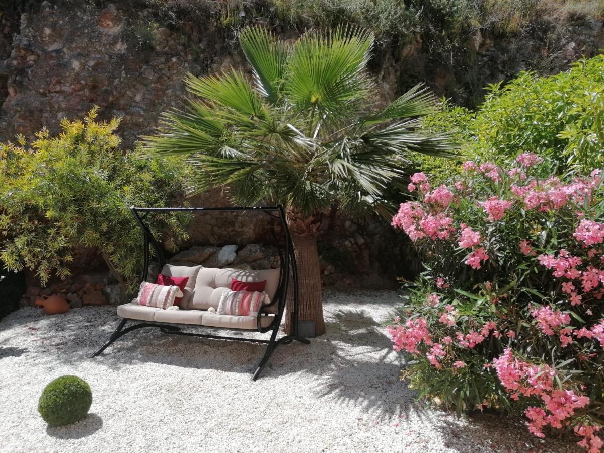 Exquisite Modern 2-Bed House In El Pinar De Bedar Villa Luaran gambar